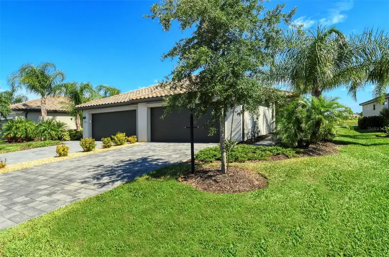 15957 Clear Skies Place, FL