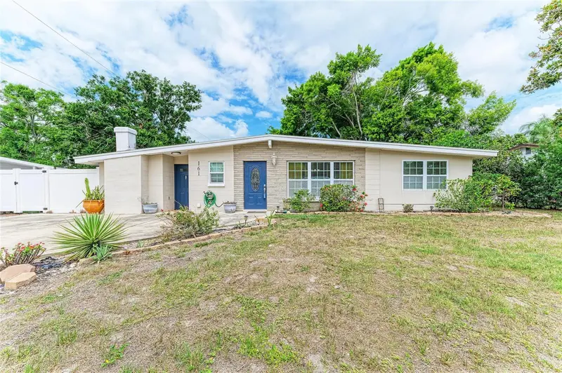 161 Suntan Ave, FL
