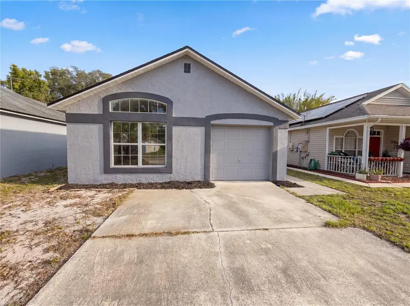 114 Pamala Ct, FL