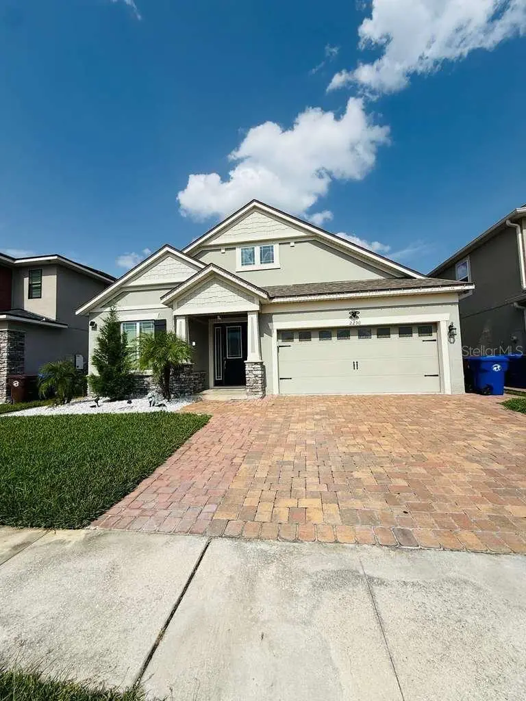 2290 Avian Loop, FL