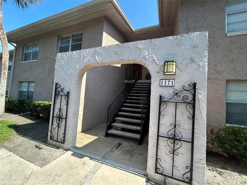1171 Calle Del Rey #D, FL