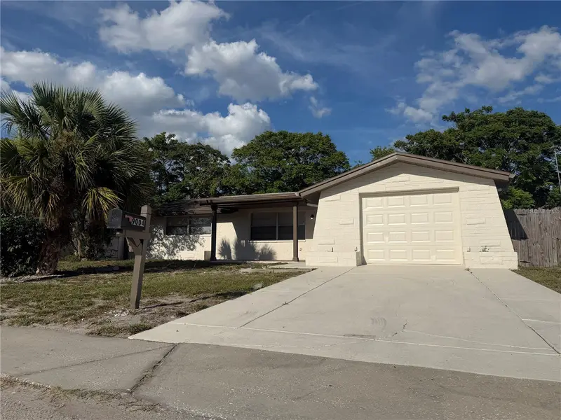 9004 Saint Regis Ln, FL