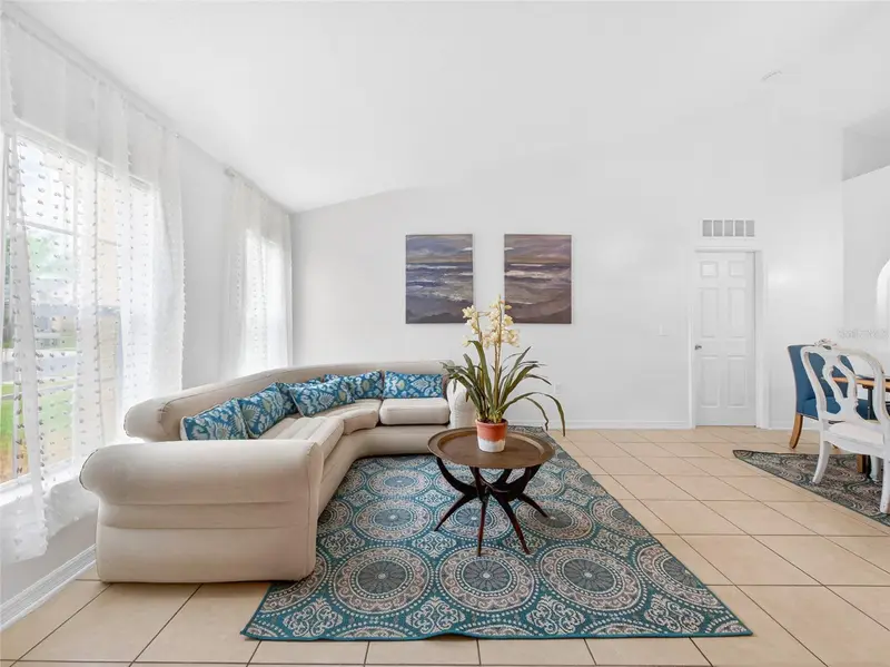 2589 Hunley Loop, FL