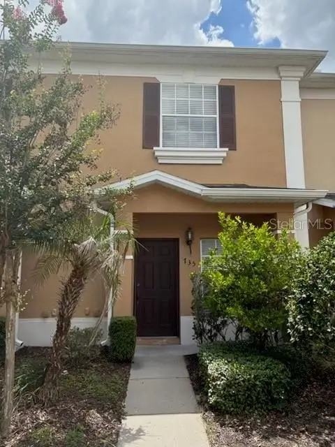 735 Chelsea Dr, FL