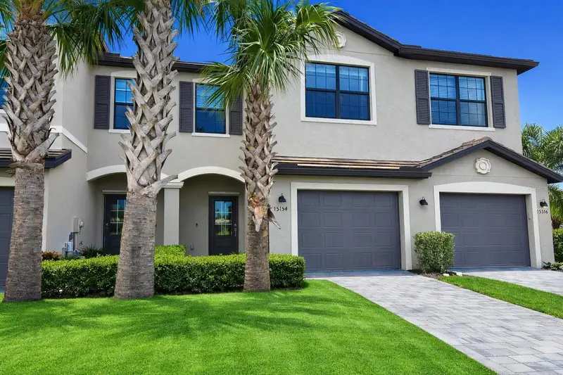15154 Sunny Day Dr, FL