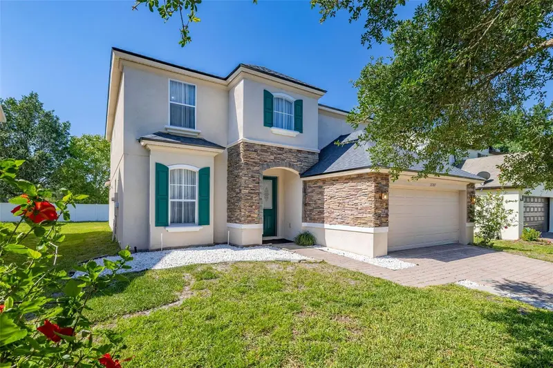 13247 Hatherton Cir, FL