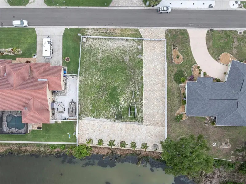 814 Birdie Way, FL