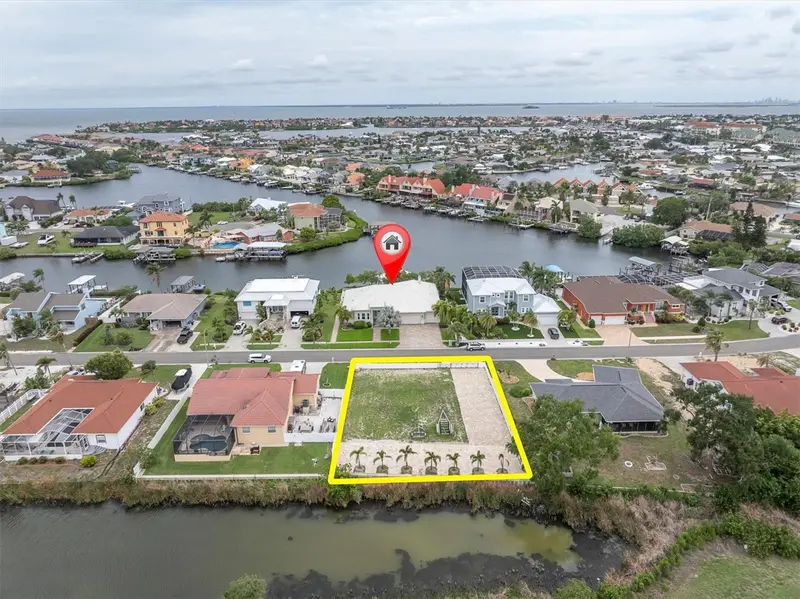 814 Birdie Way, FL
