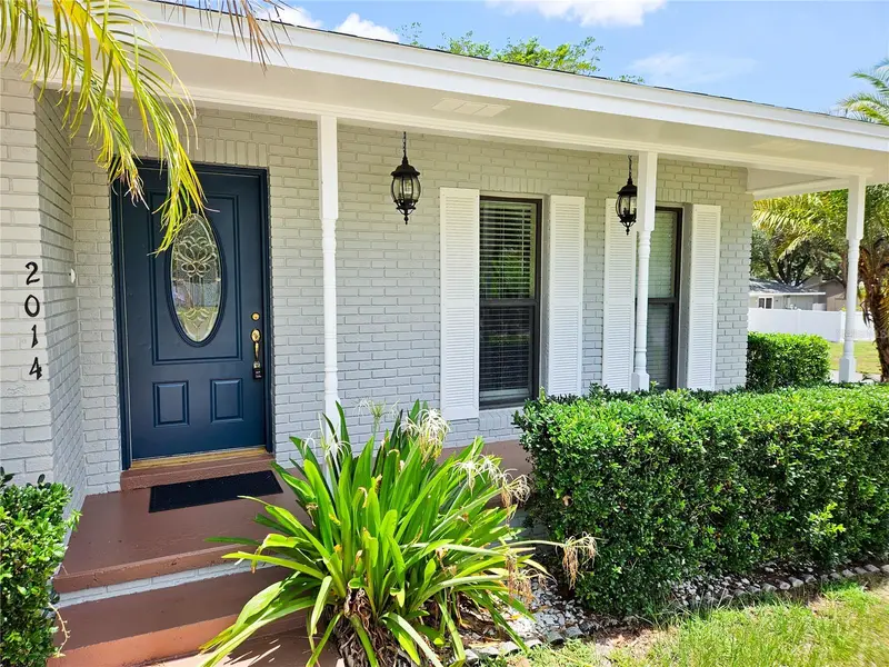 2014 Charnes Dr, FL