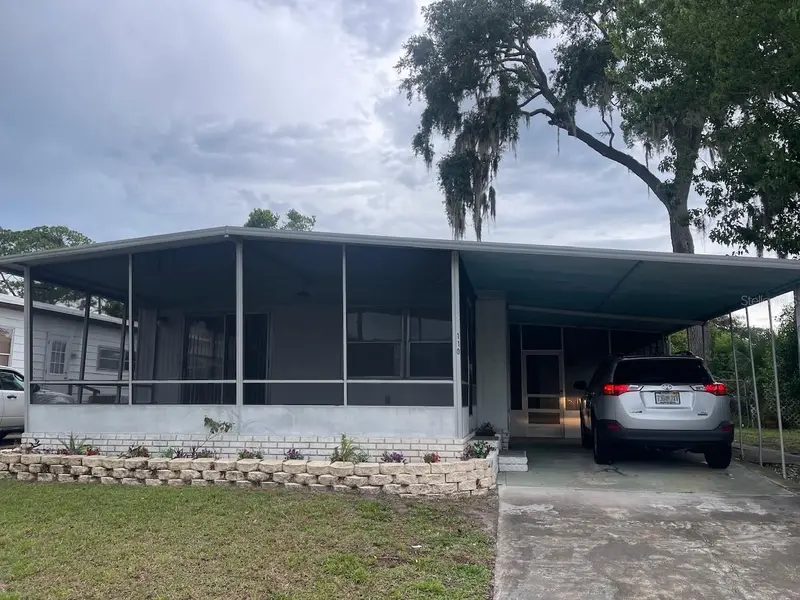 110 Maple Dr, FL