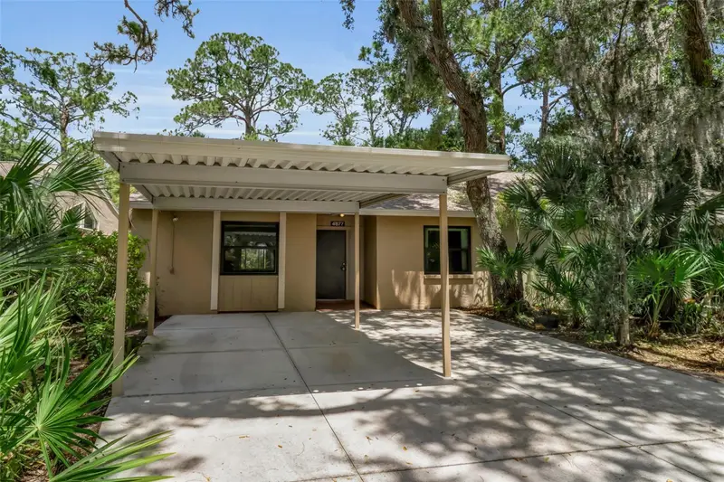 4877 Village Gardens Dr #193, FL