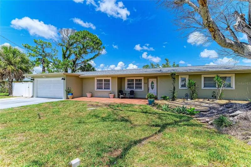 302 Dona Dr, FL