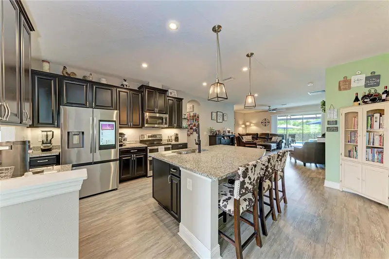 5914 113th Ter E, FL