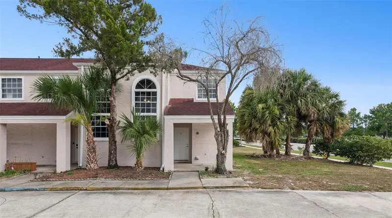 214 Majors Ln #F, FL