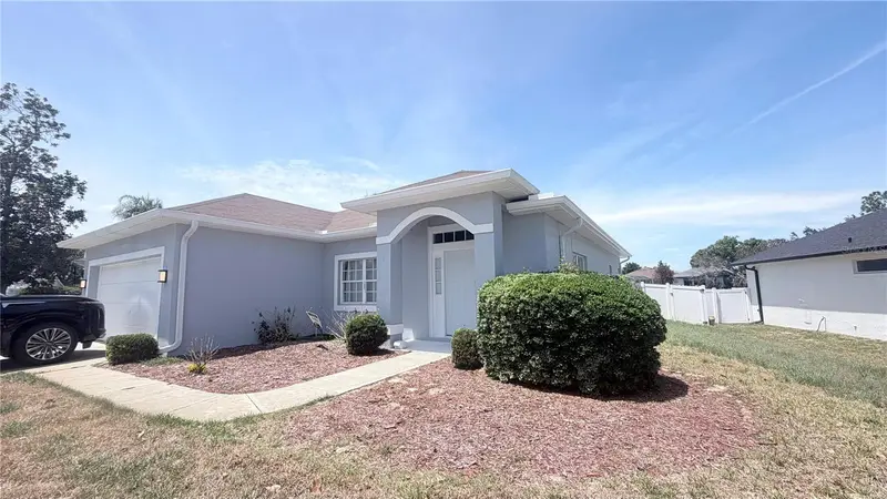 906 Berwick Dr, FL