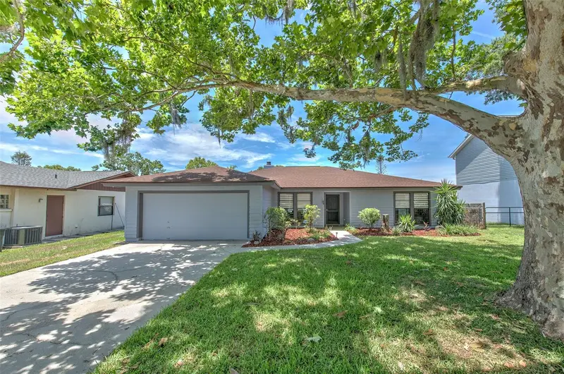 2459 Shorewood Ln, FL