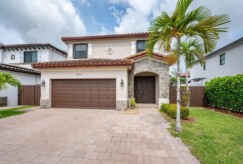 25006 Sw 118th Ave, FL