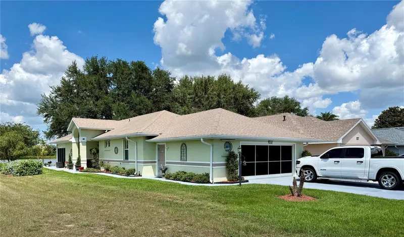 21932 Royal St Georges Ln, FL