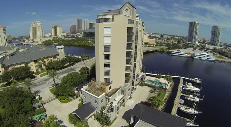 600 Garrison Cove Lane #1, FL