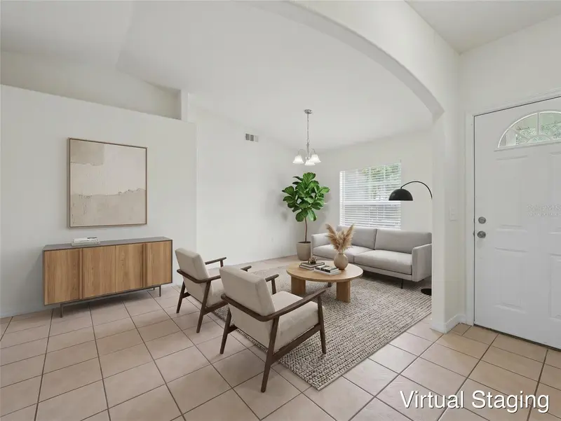 521 Eagle Ct, FL