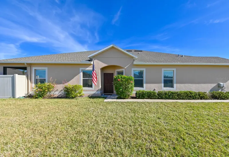 13529 Crest Lake Dr, FL