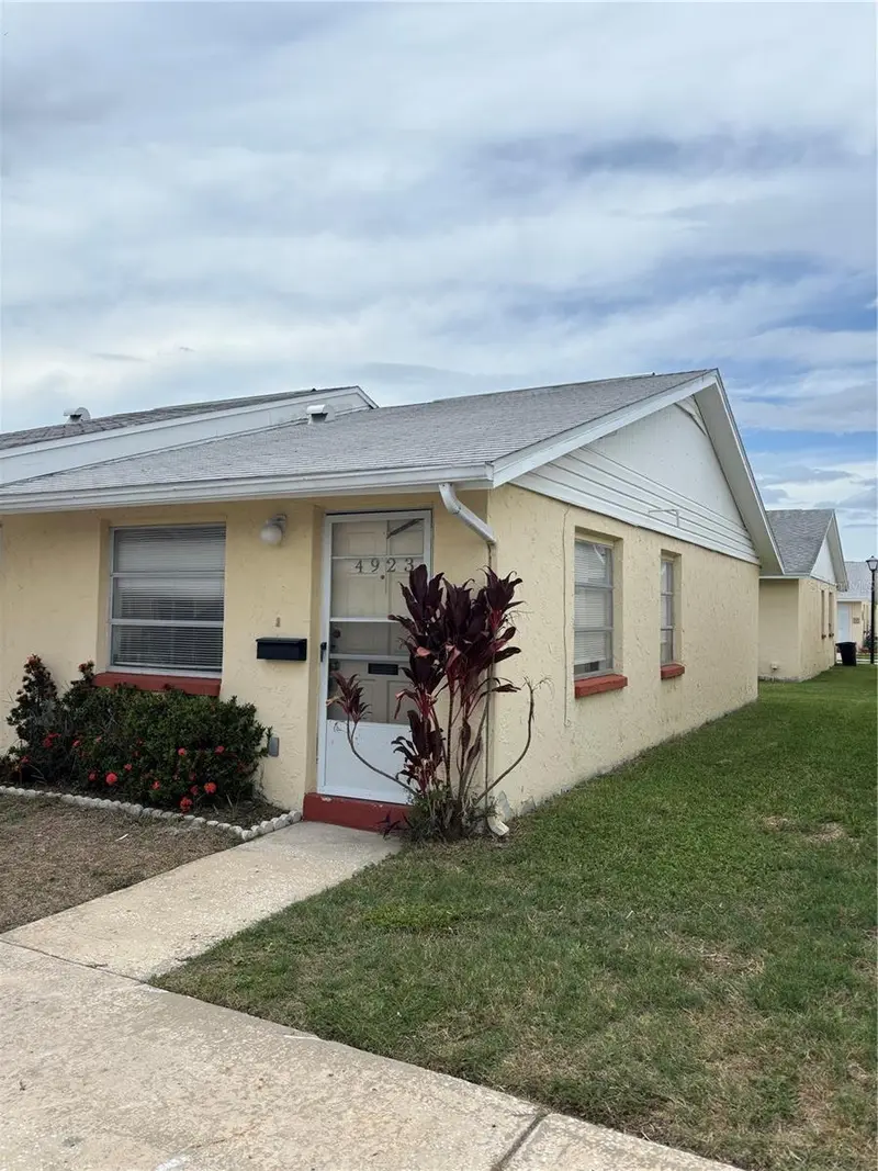 4923 Getner St, FL