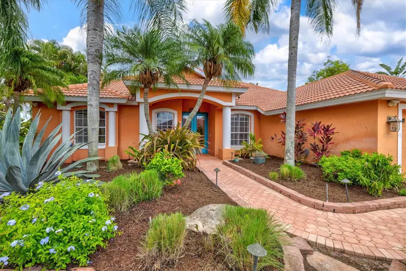 4860 Cedar Oak Way, FL