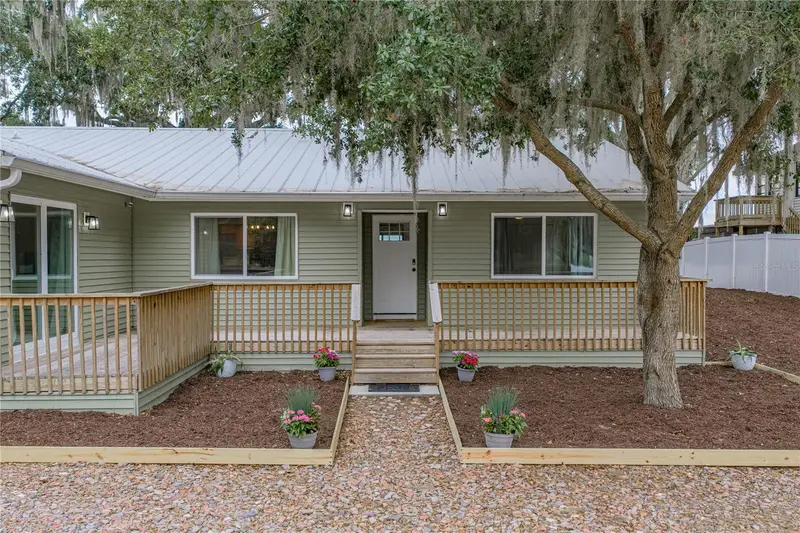 914 Mangham Rd, FL