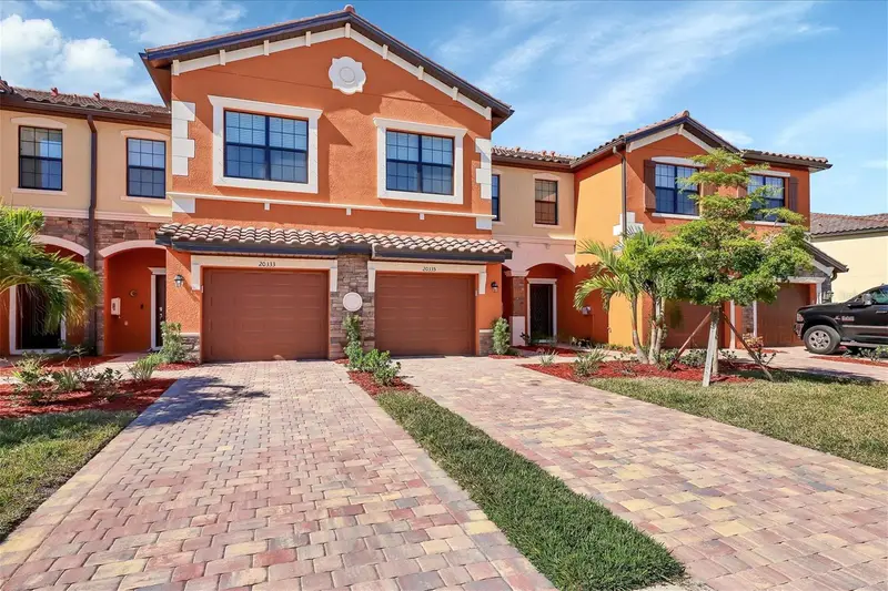 20335 Lagente Cir, FL