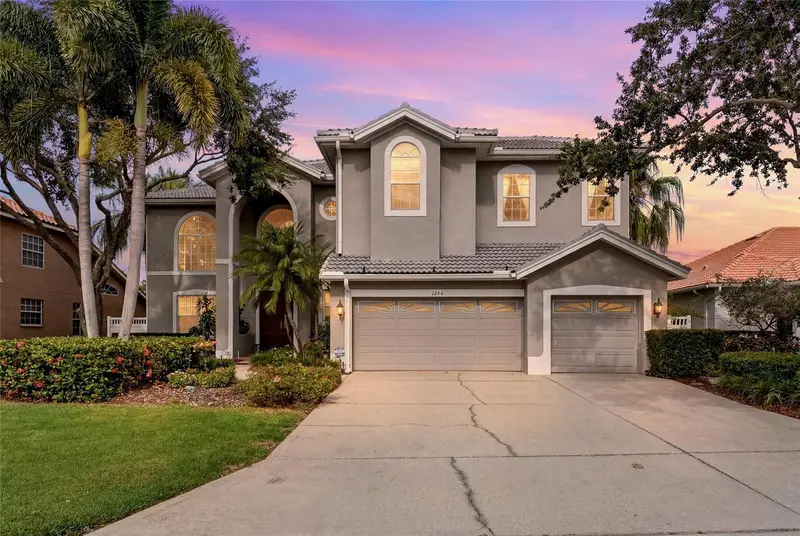 1246 Darlington Oak Cir Ne, FL