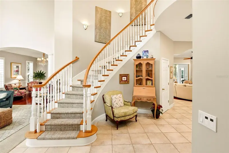 1246 Darlington Oak Cir Ne, FL
