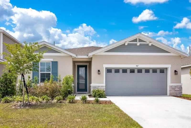 947 Griffon Ave, FL