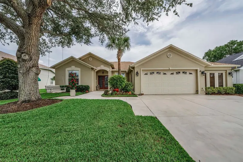 1114 Toski Dr, FL