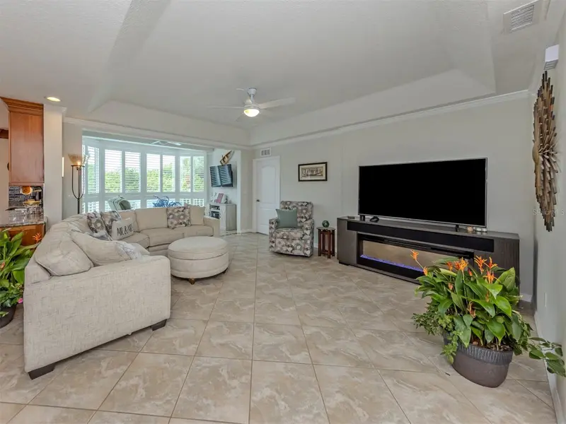 1505 Gondola Park Dr #1505, FL