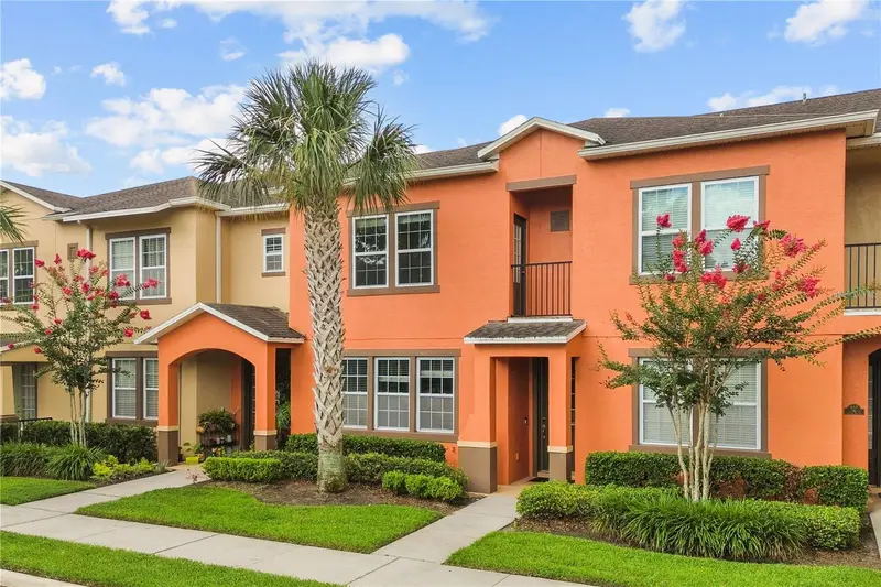 561 Telfair Square Ct, FL