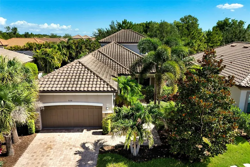 9728 Highland Park Pl, FL