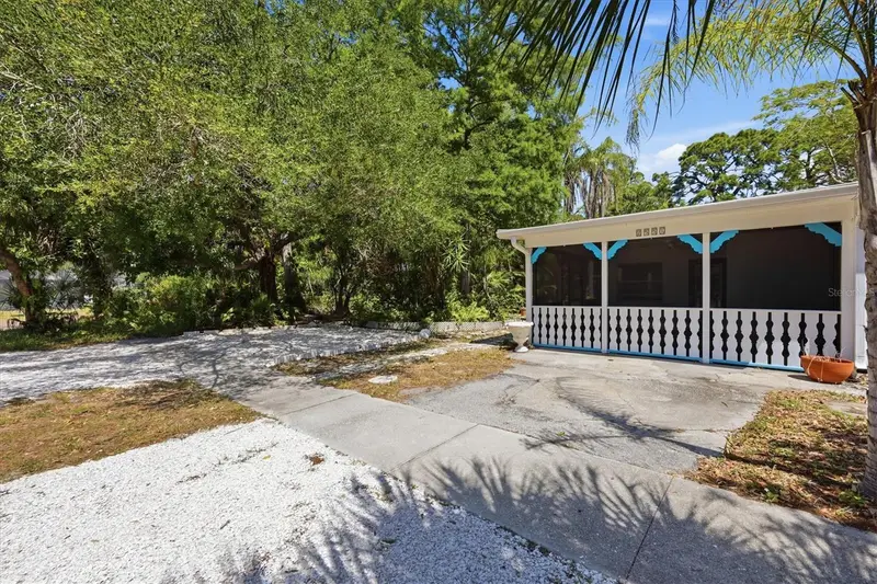 2551 Wilkinson Rd, FL