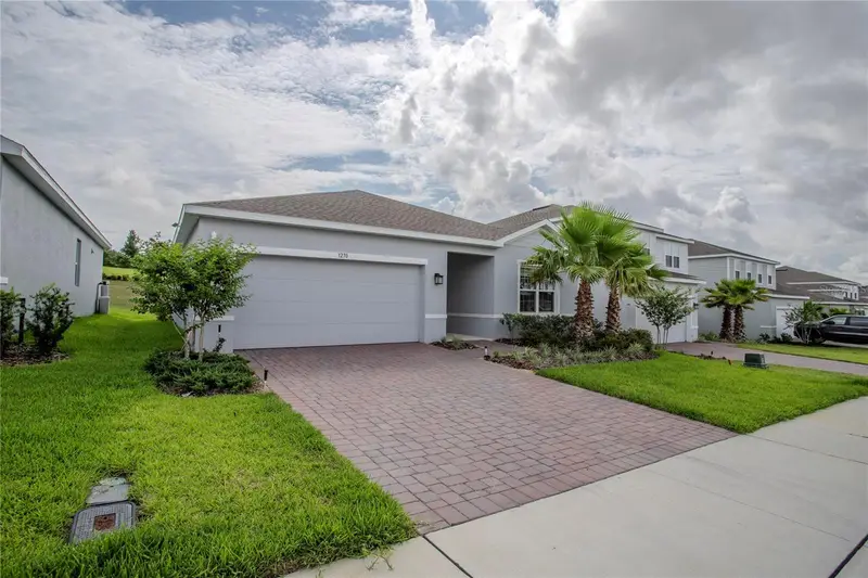 1270 Whispering Ln, FL