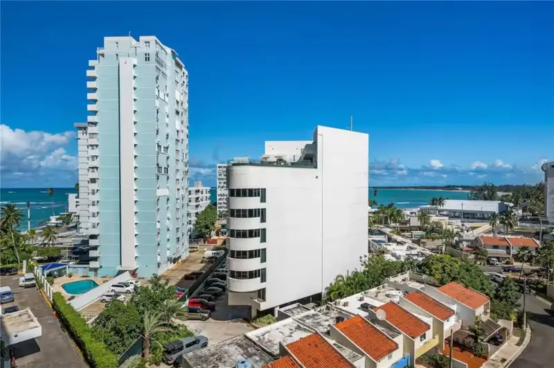 6165 Av. Isla Verde #659, PR