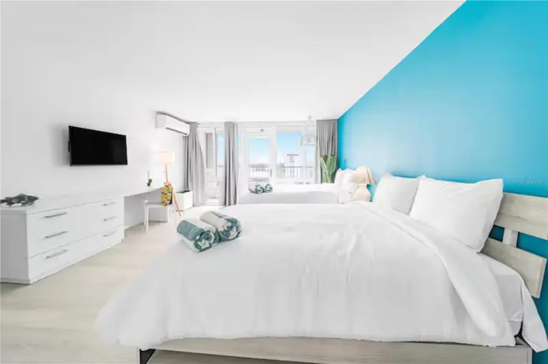 6165 Av. Isla Verde #659, PR