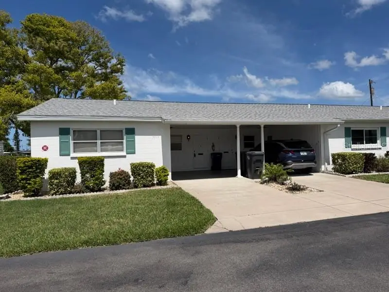 5973 Hibiscus Dr, FL