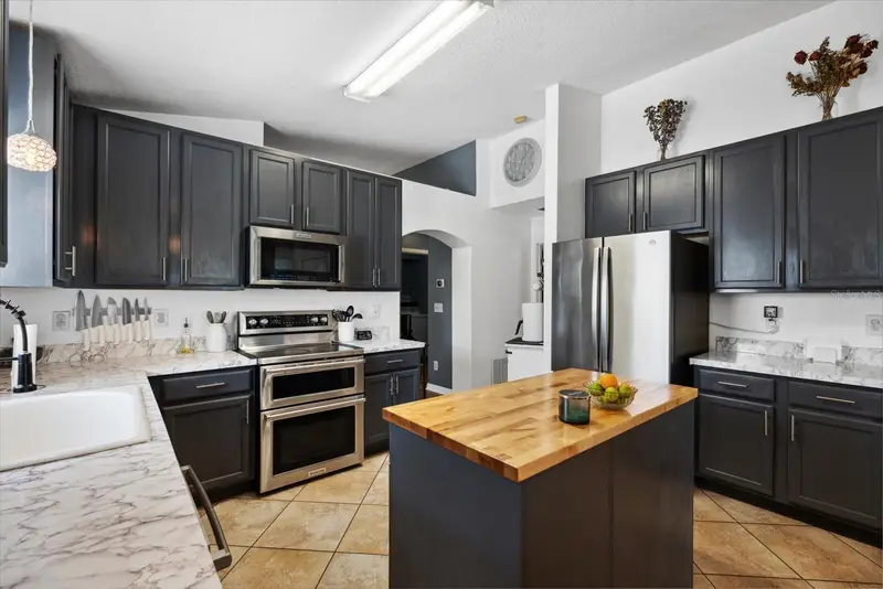 24 Riviera Estates Ct, FL