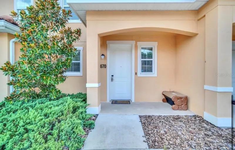 2670 Corvette Ln, FL