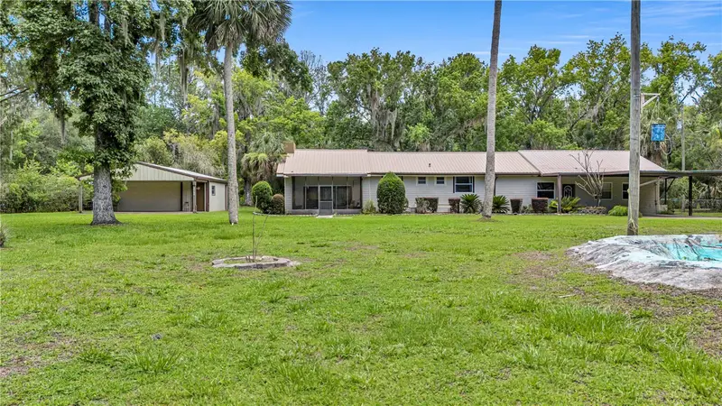 22308 Blue Creek Lodge Rd, FL