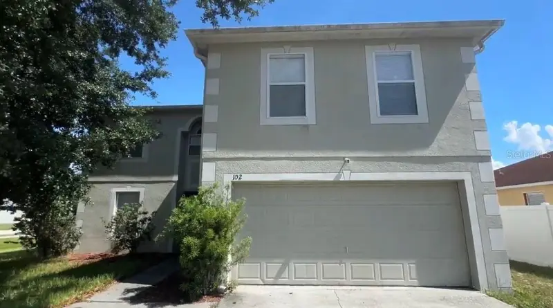 102 Flatfish Ct, FL