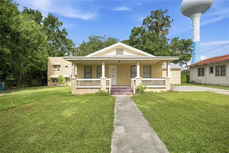 818 Ne 9th Ave, FL