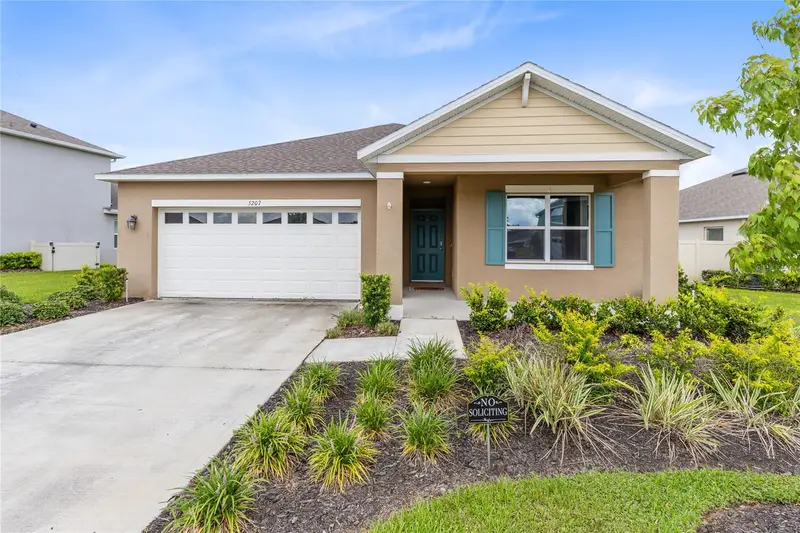 5207 Mahogany Dr, FL