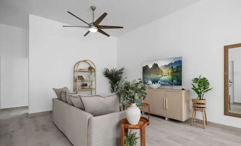250 Calle Del Parque #1a, PR