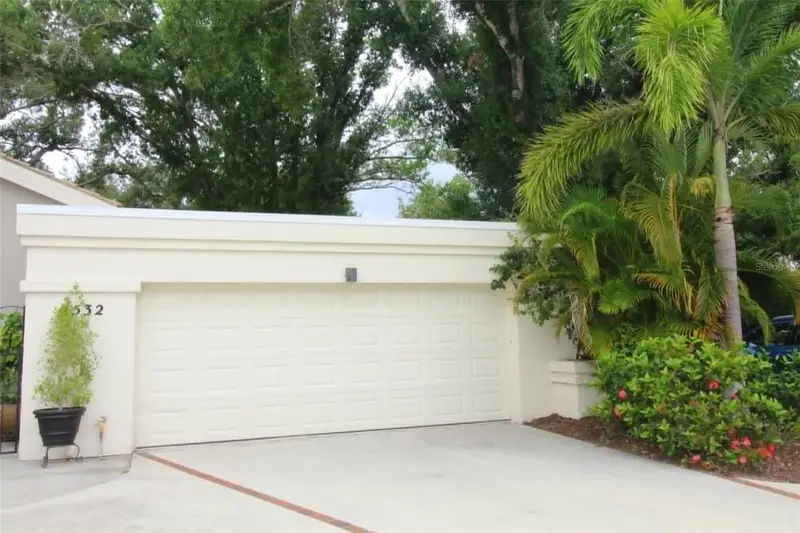 4532 N Ascot Cir, FL