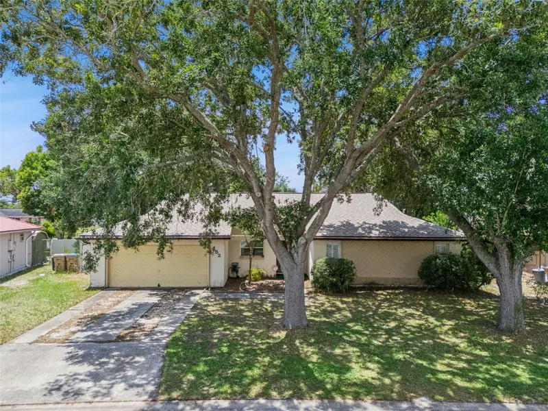 452 Boxwood Ct, FL